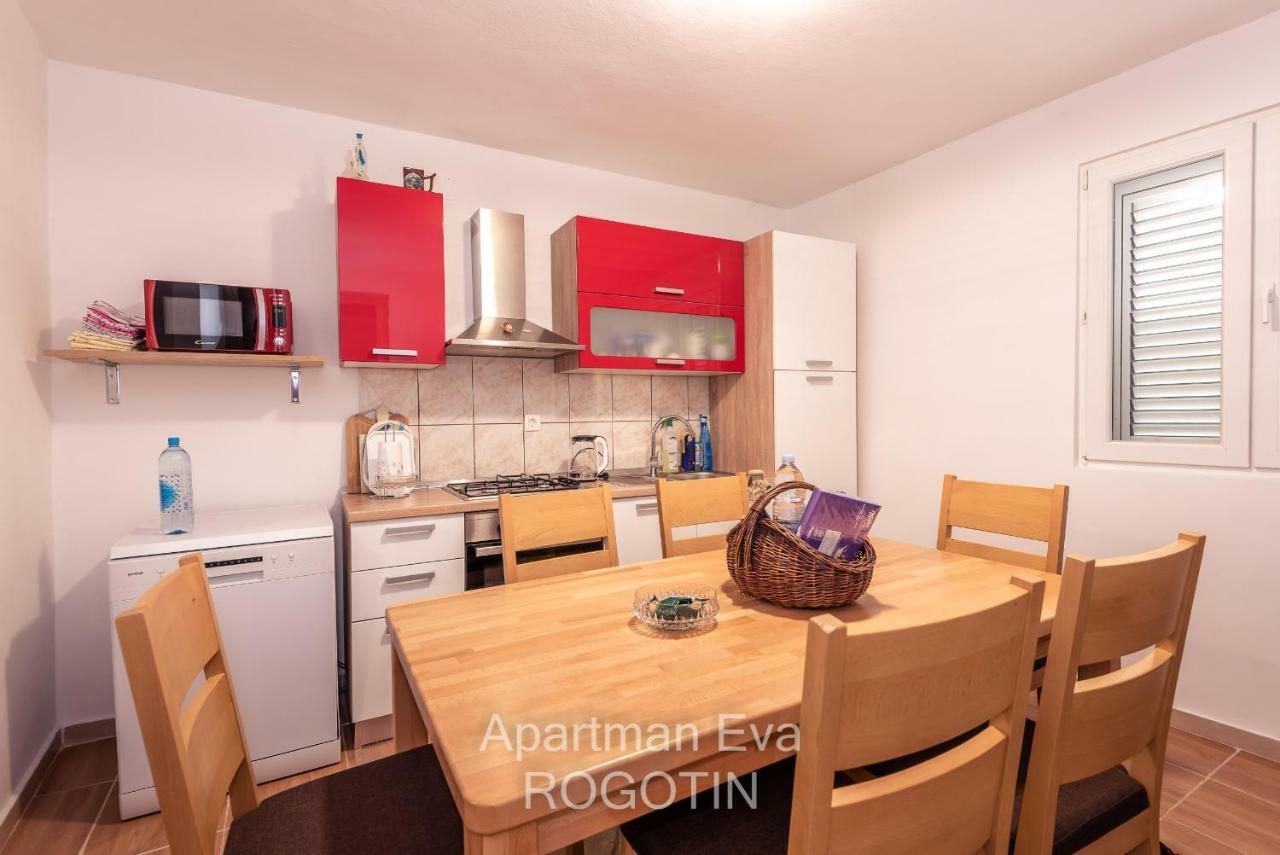 Apartman Eva Rogotin Exteriör bild