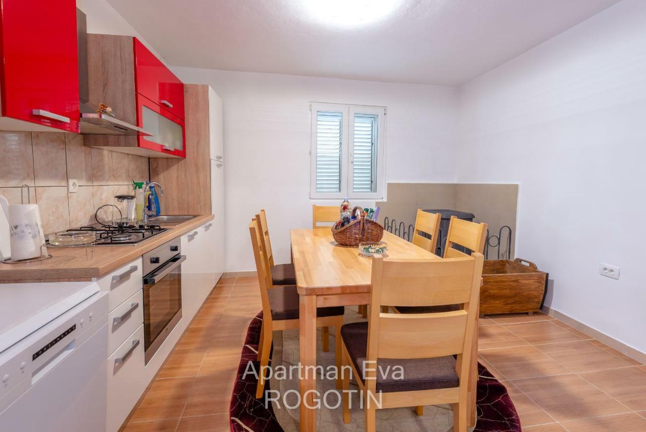 Apartman Eva Rogotin Exteriör bild